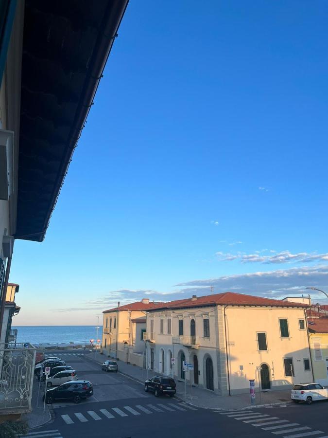 Hotel Affreschi Sul Mare Marina Di Pisa Exteriér fotografie